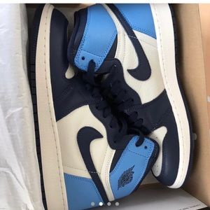 NOT FOR SALE IM LOOKING FOR THESE size 7 in women